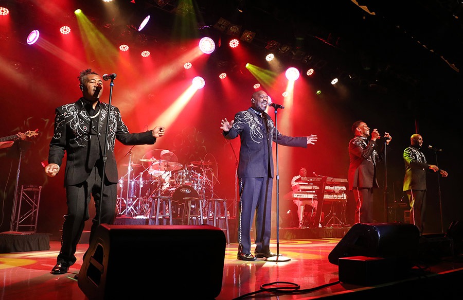 the spinners concert entertainment